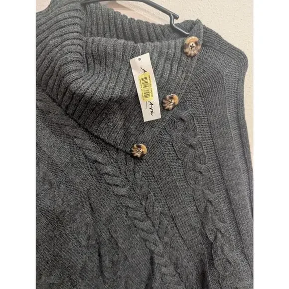 Women's grey Pancho style sweater w/button collar by Anna & Ava one size NWT - Picture 2 of 7
